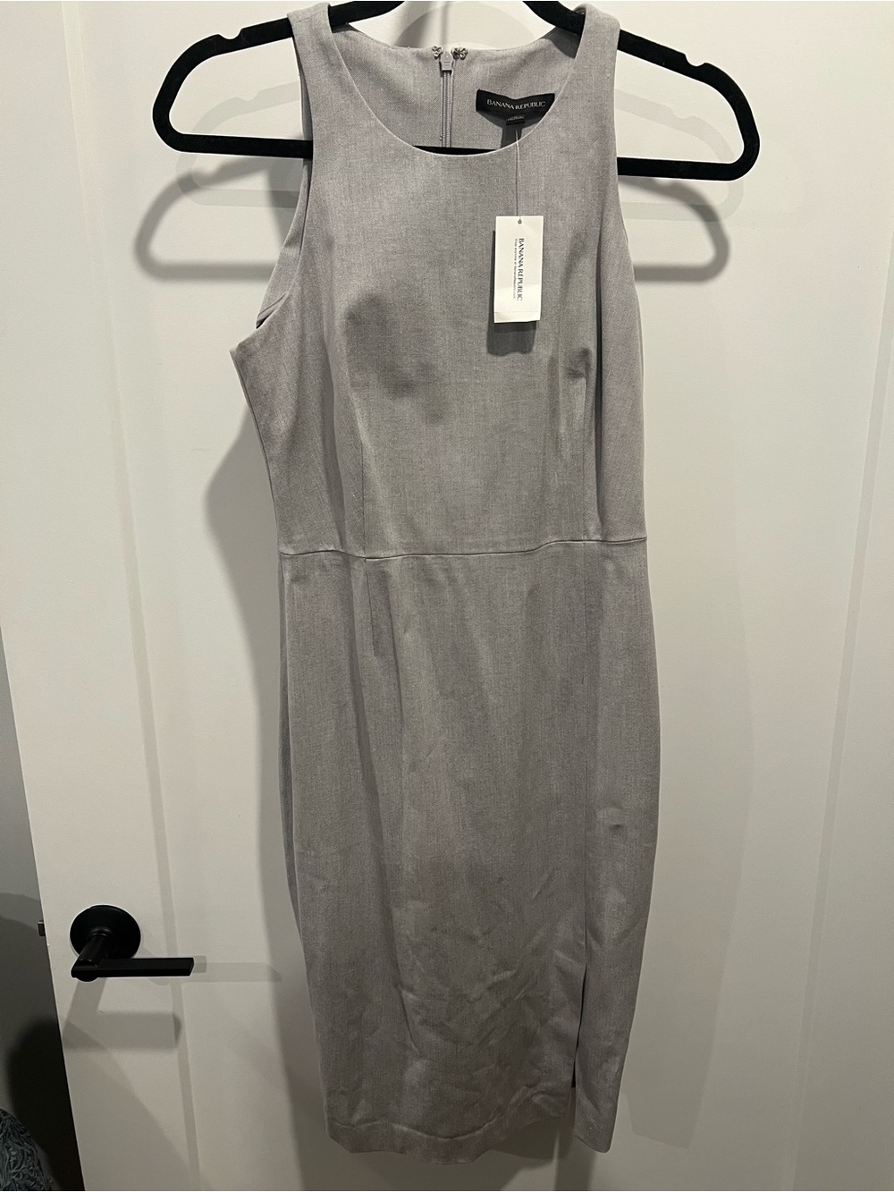 Banana Republic Sleeveless Sheath Dress in Light Gray